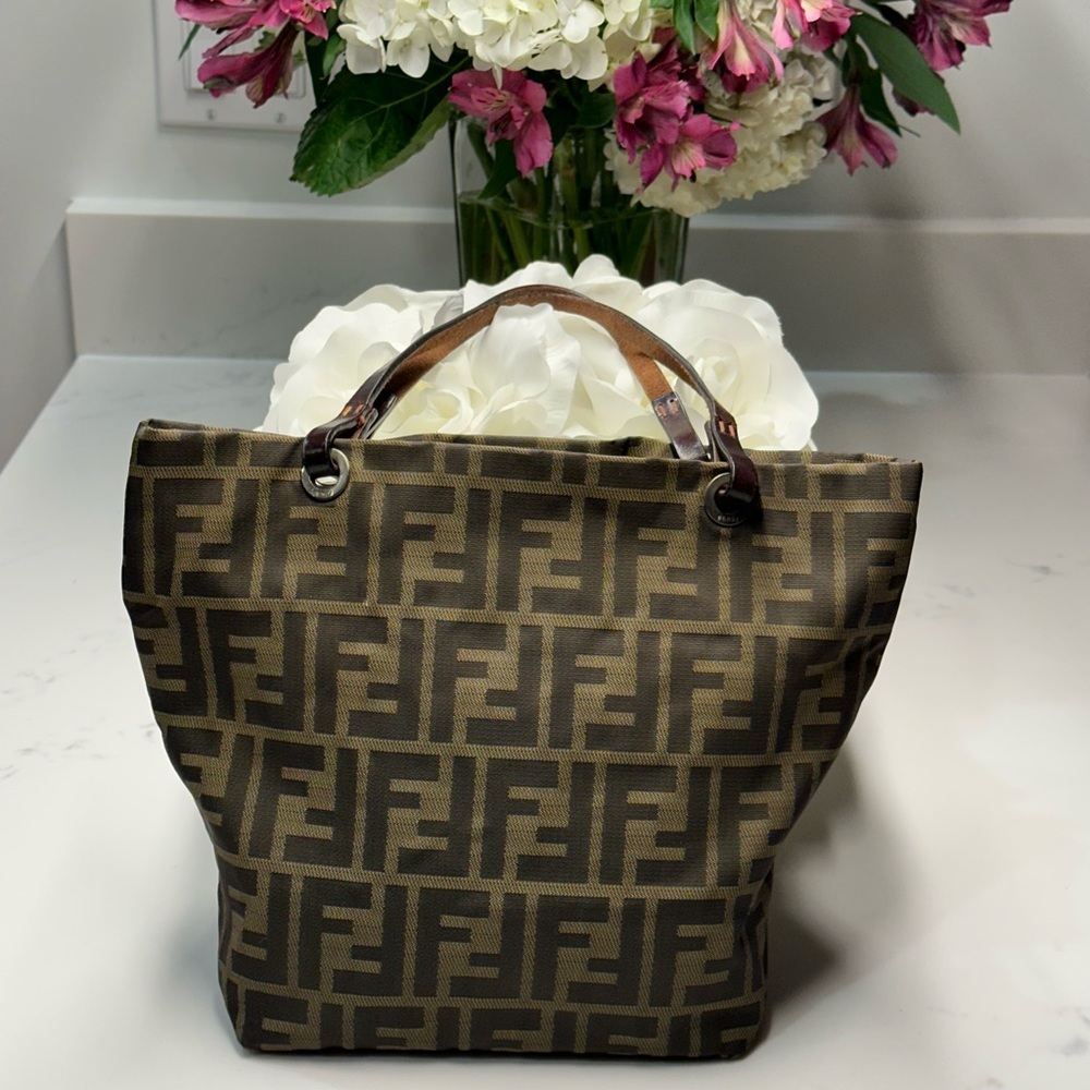 Fendi FF Zucca Tote + Trifold Wallet + Dust Bag + COA - Picture 3 of 16